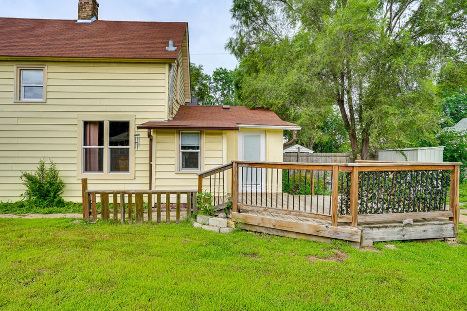 Charming Minneapolis Home w/ Deck, 5 Mi to Central House in Brooklyn Center