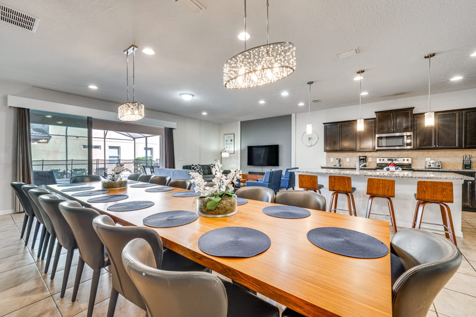 8 Mi to Disney World: Family-Friendly Retreat! House in Four Corners