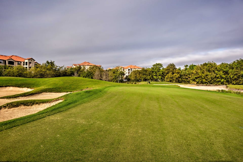 10 Mi to Disney! Resort Condo at ChampionsGate Apartment in Four Corners