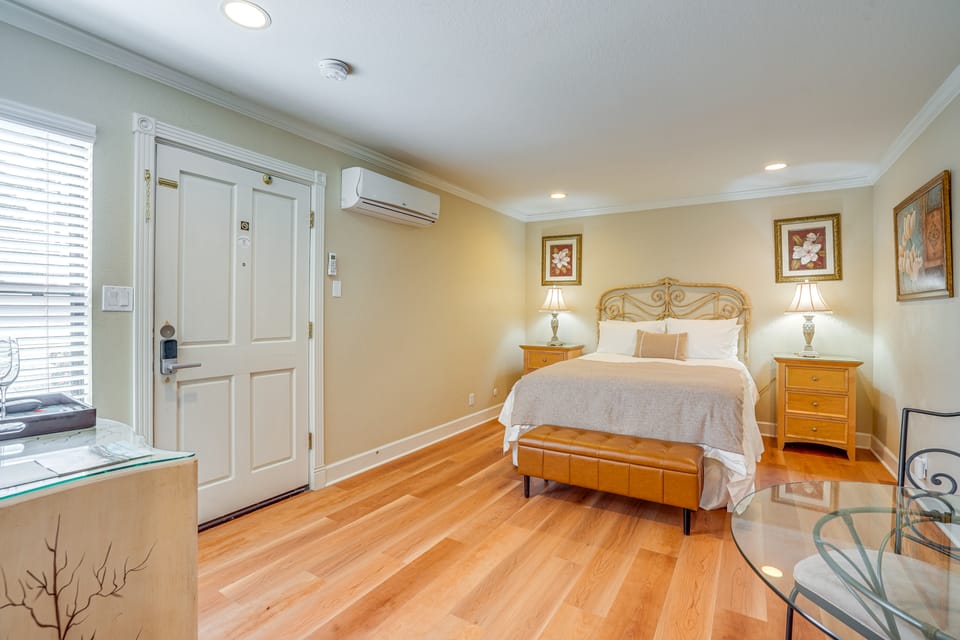 Resort-Style Napa Studio: Close to Wineries! Apartment in Napa Valley