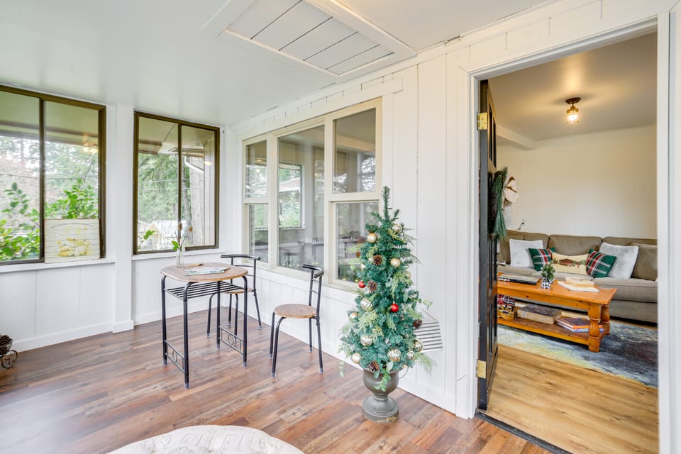 Oregon Vacation Rental ~ 1/2 Mi to Santiam River! House in Willamette Valley