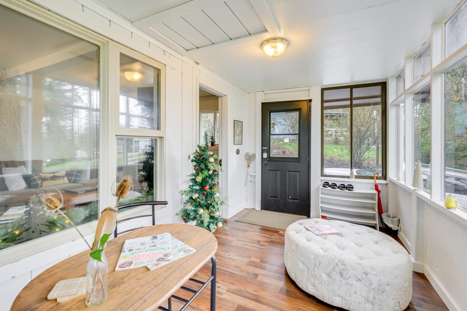 Oregon Vacation Rental ~ 1/2 Mi to Santiam River! House in Willamette Valley