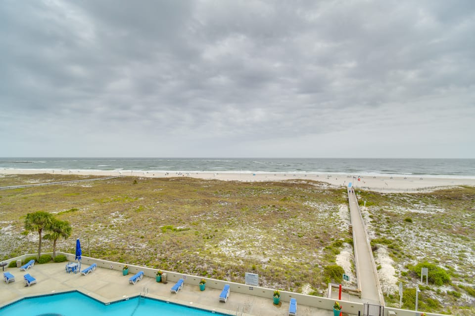 Waterfront Pool: Orange Beach Condo w/ Views! Apartment in Orange Beach
