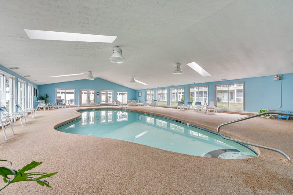 ‘Livin Wells' Retreat, 2 Mi to Drakes Island Beach Apartment in Wells