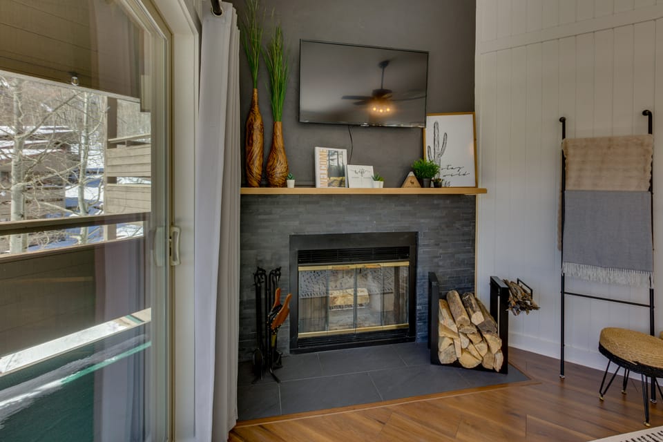 Cozy La Veta Condo: Walk to Cuchara Mountain Park! Apartment in Colorado