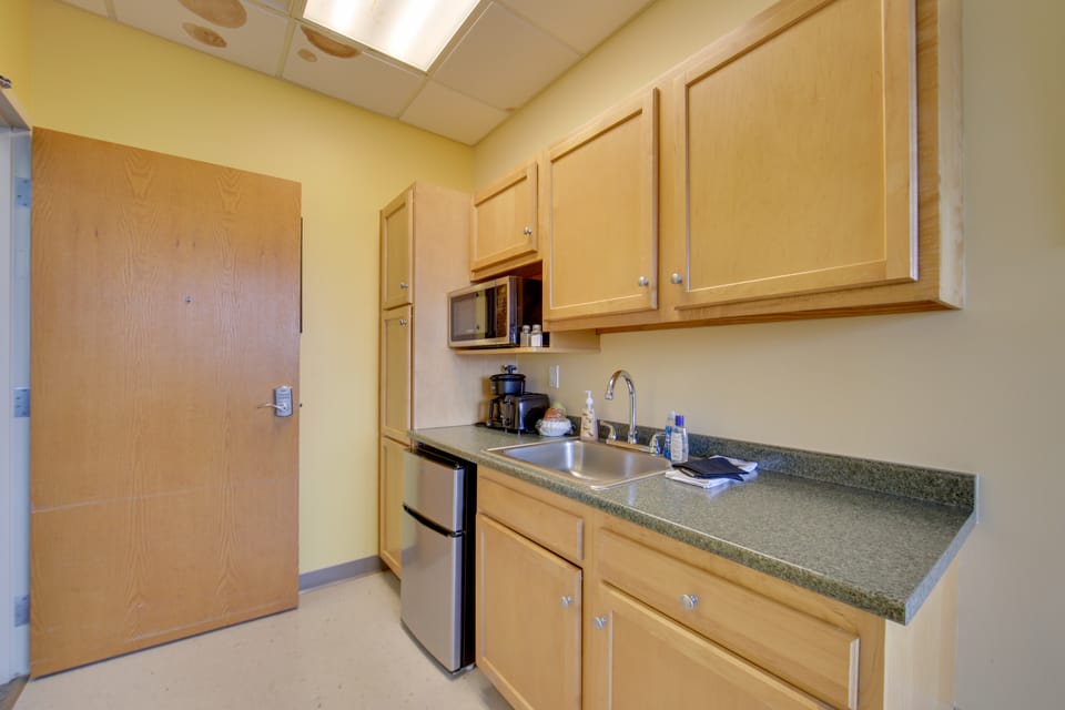 Day Trip to Pittsburgh: Comfy New Kensington Apt! Apartment in Allegheny River