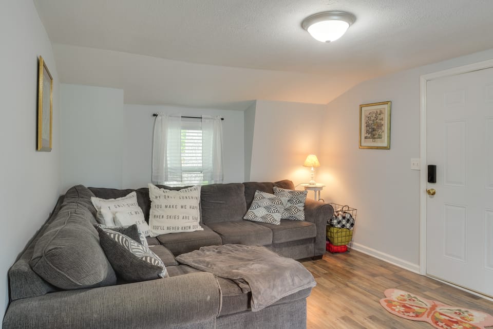 5 Mi to Columbia: Pet-Friendly Culleoka Home House in Tennessee