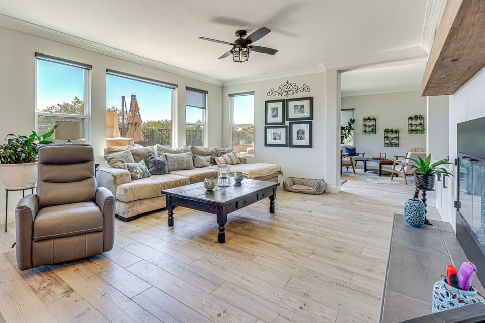 LA COSTA Valley Newly Remodeled Gem House in Encinitas