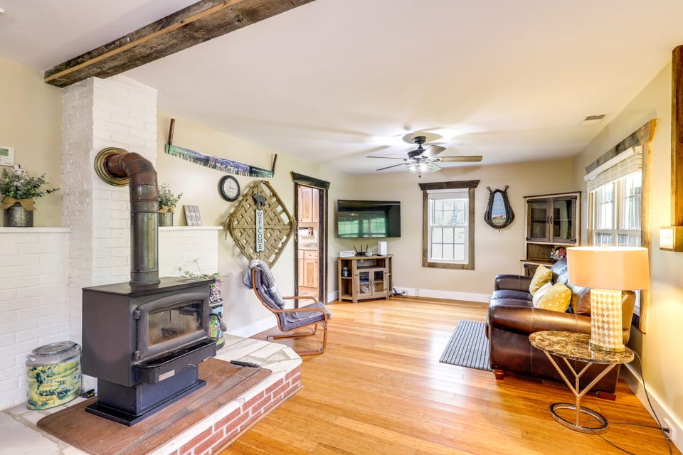 Hike & Relax: Blue Ridge Mountain Retreat! House in Tennessee