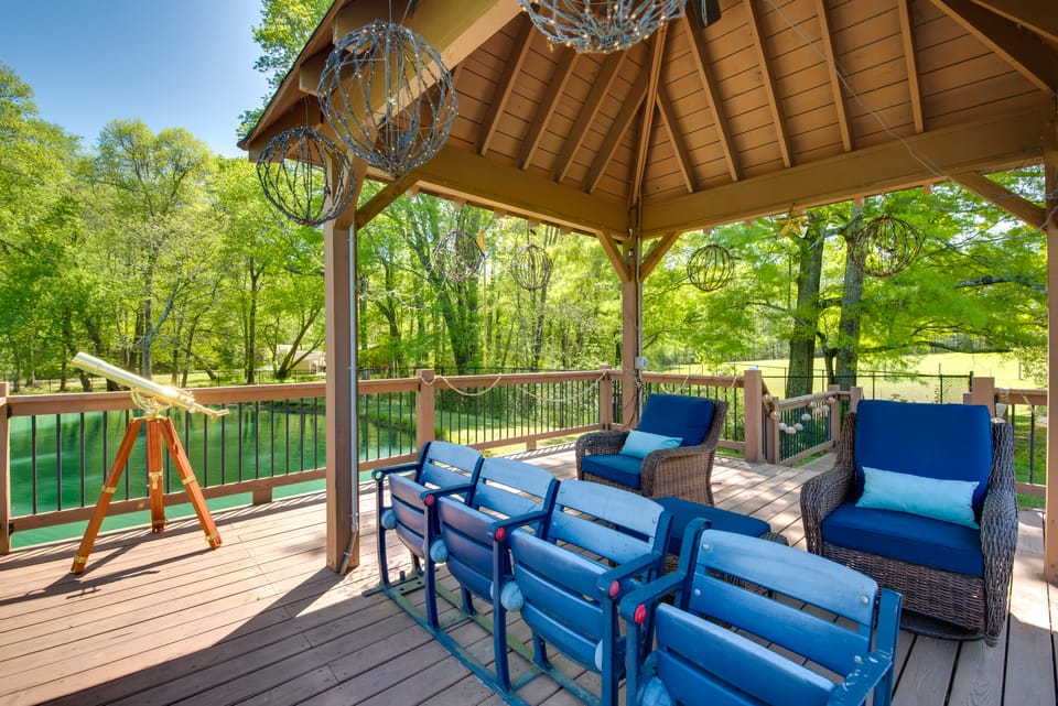Walk to Lake: Hiram Hideaway w/ Shared Gazebo! Apartment in Georgia