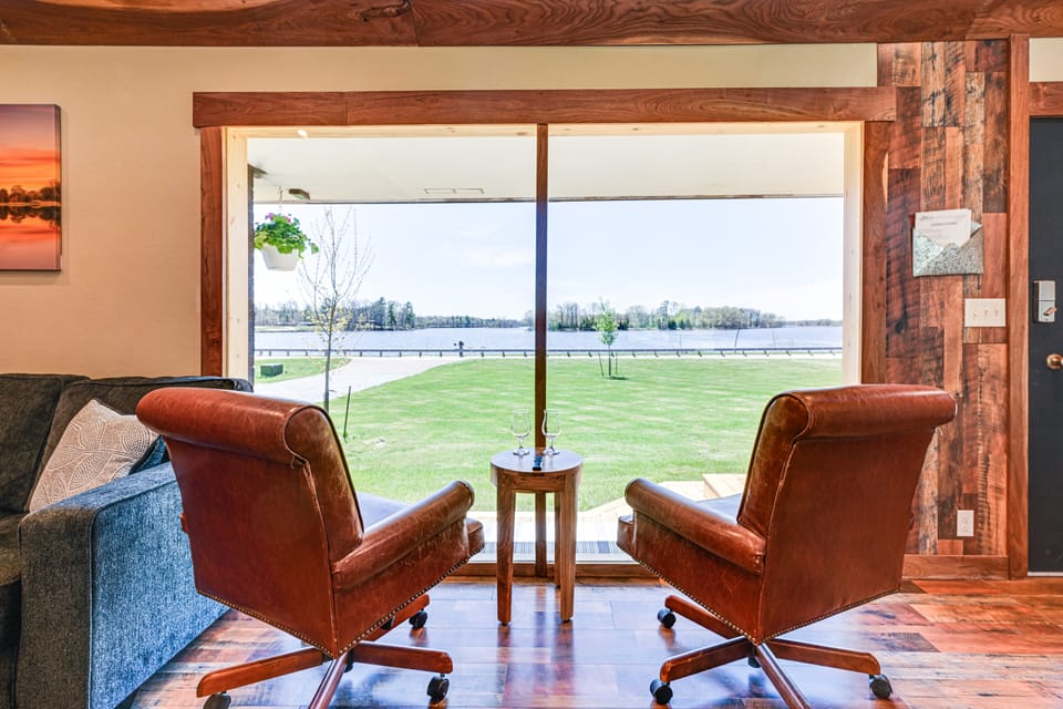 Ice Fishing On-Site: Waterfront Nekoosa Home! House in Petenwell Lake