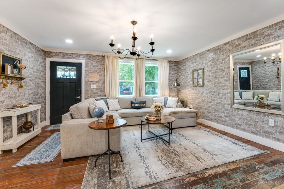 Walk to Boat Ramp: Newly Remodeled Seadrift Home! House in Texas