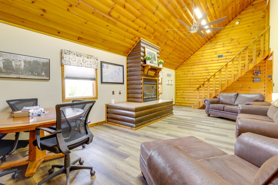 Boat Dock: Pet-Friendly Douglas Lake Getaway! House in Douglas Lake