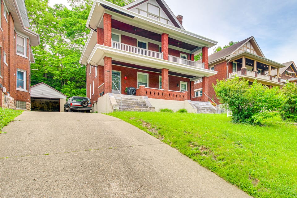 Pet-Friendly Cincinnati Apt: 5 Mi to Downtown! Apartment in Cincinnati