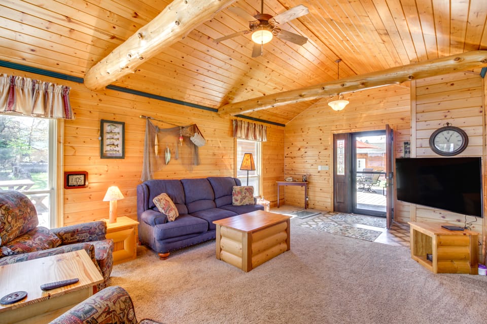 Private Lakefront Emily Home w/ Yard & Fire Pit! House in Minnesota