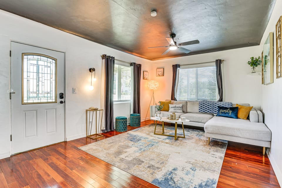 Bar & Fire Pit: Pet-Friendly Phoenix 'La Casita' House in Phoenix