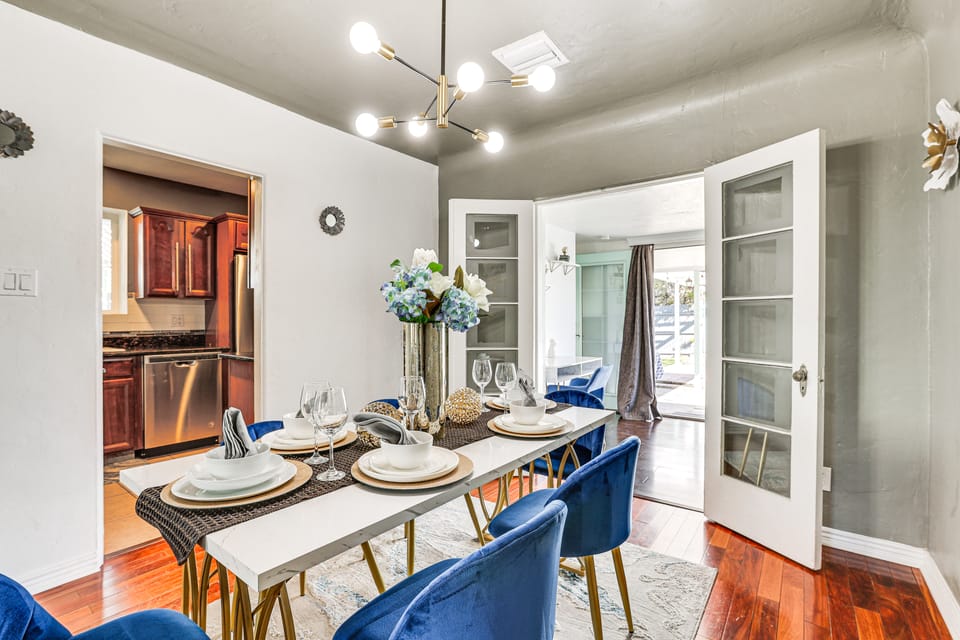 Bar & Fire Pit: Pet-Friendly Phoenix 'La Casita' House in Phoenix