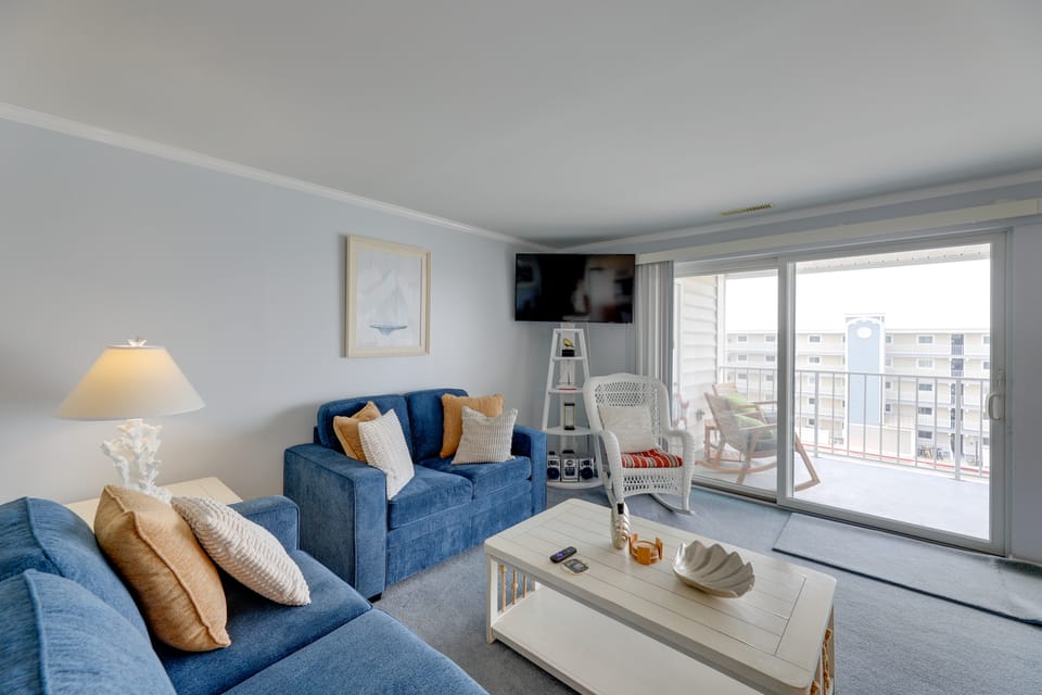 Walk to Beach! Family-Friendly Ocean City Condo Apartment in Ocean City