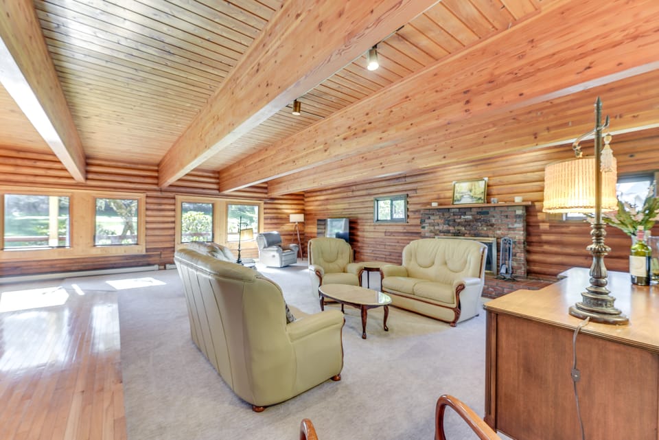 Union Vacation Rental w/ Golf Course Views! House in Hood Canal