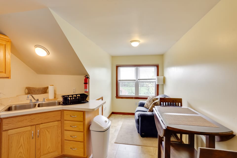 Loganton Townhome, Near Fly Fishing & Hiking! Apartment in Pennsylvania