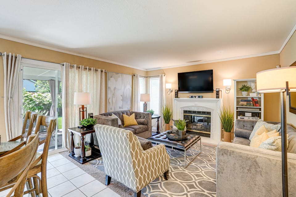 Elegant Antioch Home < 5 Mi to San Joaquin River! House in San Francisco Bay Area