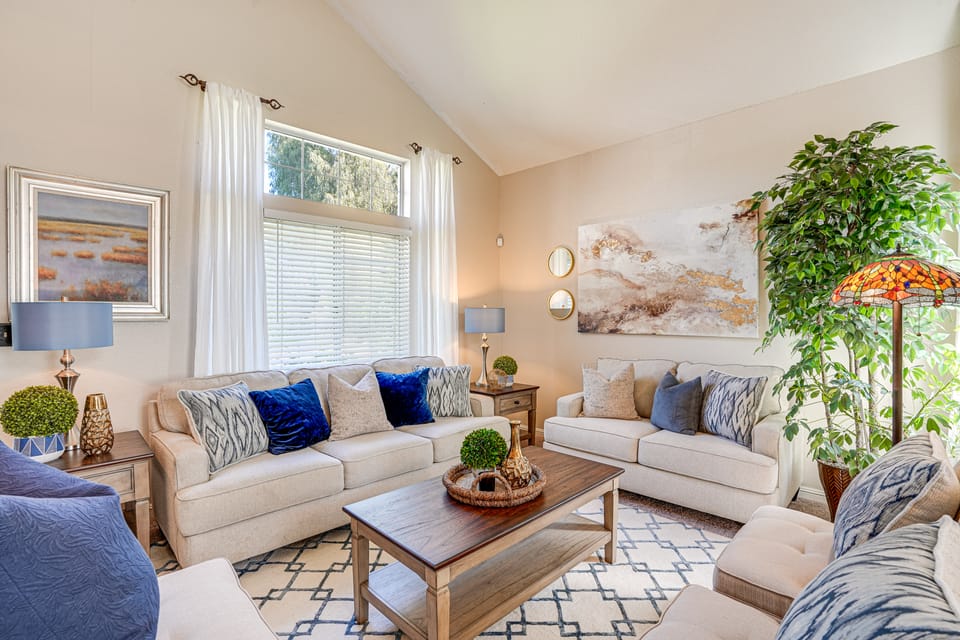 Elegant Antioch Home < 5 Mi to San Joaquin River! House in San Francisco Bay Area