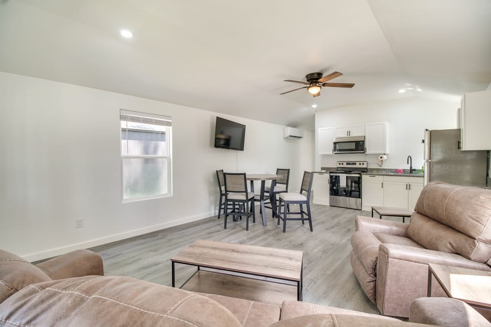 Walk to Lake: Cozy Grove Cabin w/ Fire Pit House in Grove