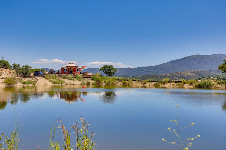 Mystical Mongolian Yurt in Fallbrook w/ Views! Apartment in Southern California