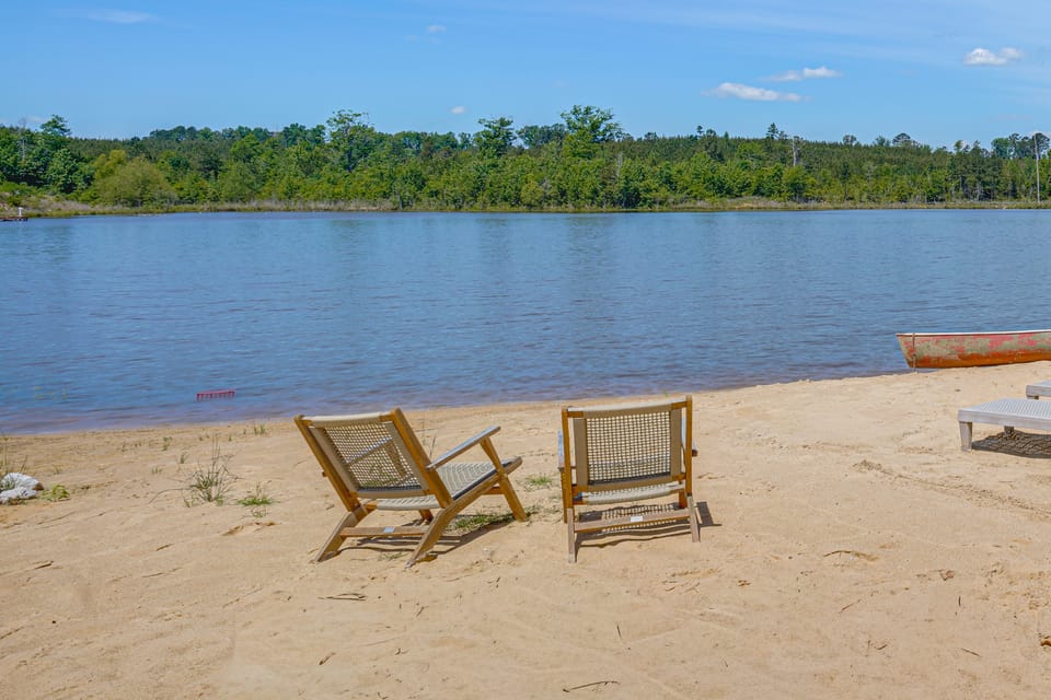 Hike & Fish! 5-Unit Wesson Escape w/ Private Beach House in Mississippi