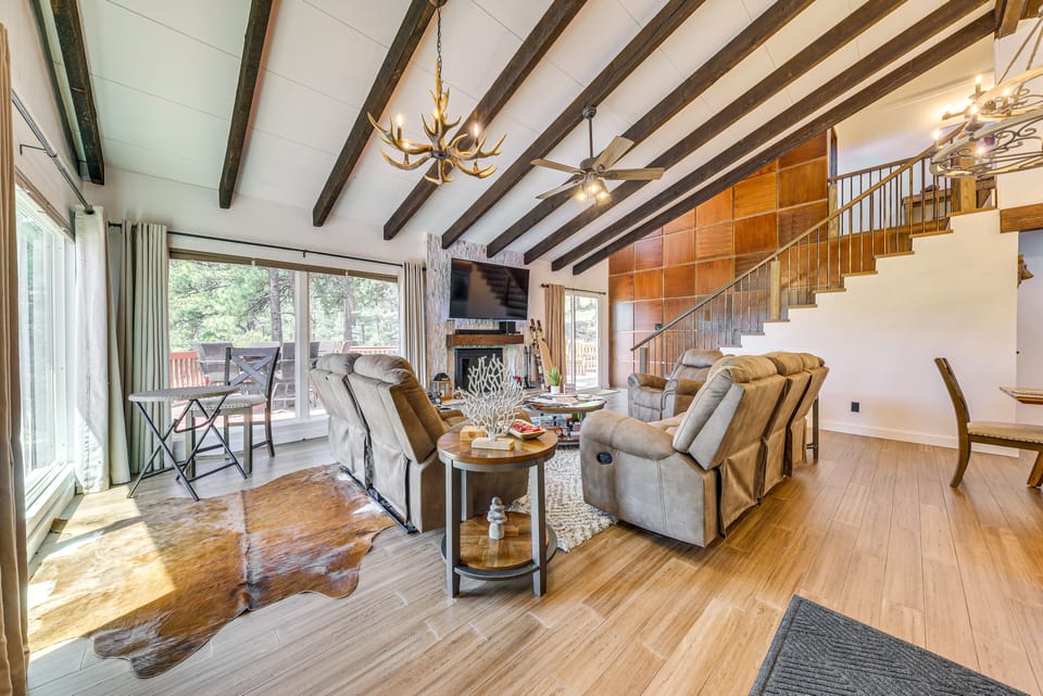 4BR Ruidoso Gem: Minutes to Lake & Fun House in Ruidoso