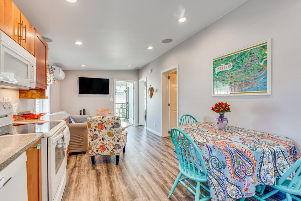 2 Mi to Moody Beach, Amenity Access: Wells Getaway Cottage in Wells