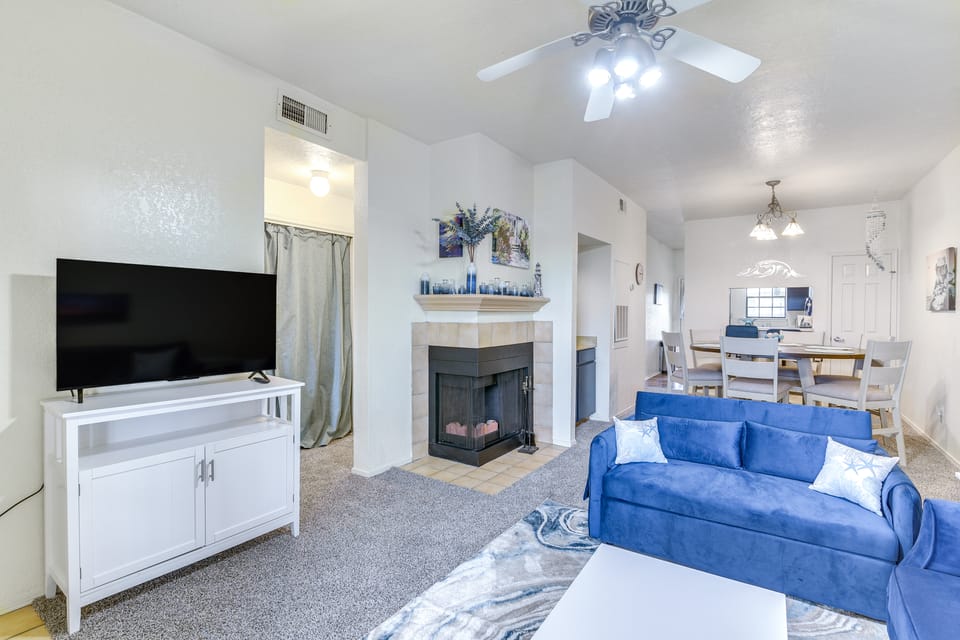 1 Mi to Beach! East End Galveston Condo w/ Pool Apartment in Texas City