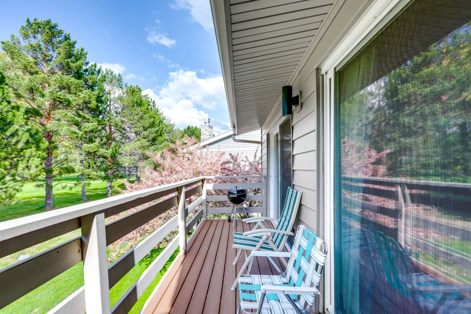 Carbondale Condo w/ Balcony & On-Site Fly Fishing! Apartment in Colorado
