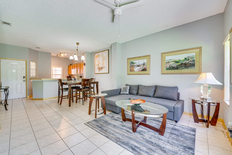 5 Mi to Disney: Family-Friendly Kissimmee Retreat! Apartment in Four Corners