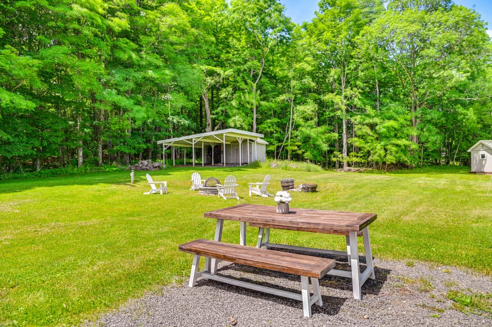 Charming Catskills Getaway: Hike, Bike, Sip & More House in Capital District, NY, USA