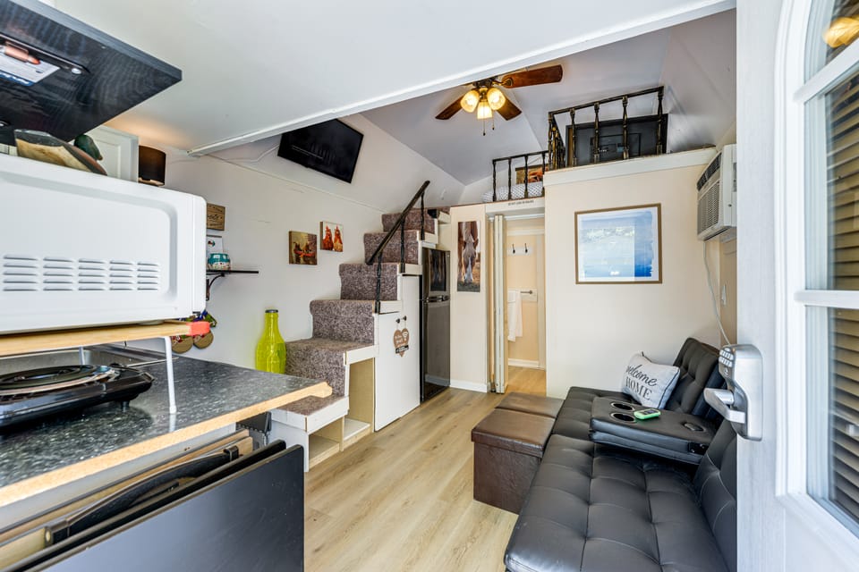 Pet-Friendly Raleigh Tiny Home w/ Patio Apartment in North Carolina