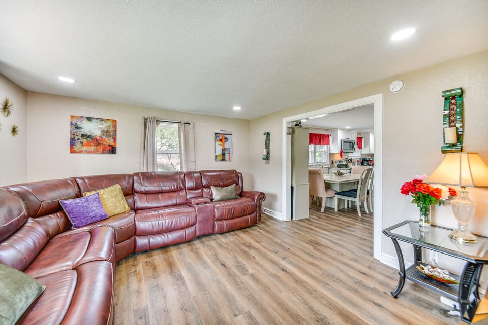 Modern Cape Charles Home: 1 Mi to Kiptopeke Beach! House in Virginia
