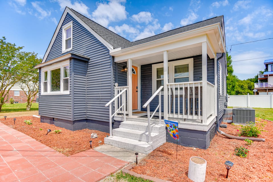 Modern Cape Charles Home: 1 Mi to Kiptopeke Beach! House in Virginia