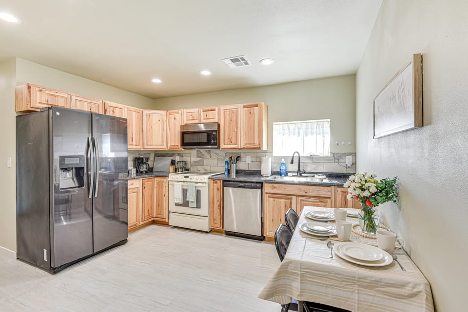 Indoor Recreation Room at Skiatook Vacation Rental House in Oklahoma