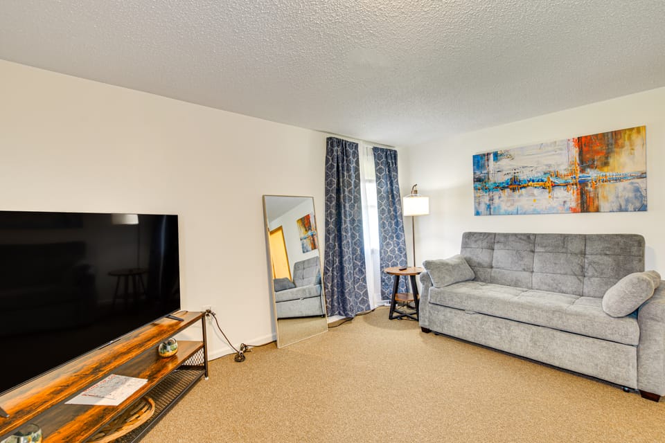 Shop, Explore & Relax! Apt 3 Mi to Dtwn Clearfield Apartment in Allegheny River
