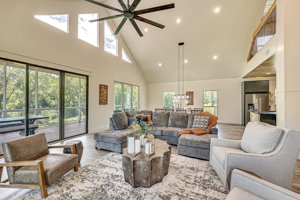 Riverfront Murfreesboro Cabin w/ Fire Pit House in Pike County