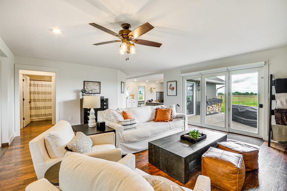 Lovely Roberts Home w/ Patio & Mountain Views! House in Montana