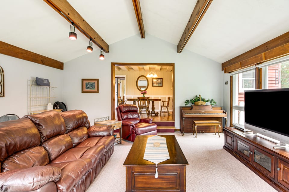 Duluth Lake House - Walk to Beach & Boat Ramp! House in Duluth