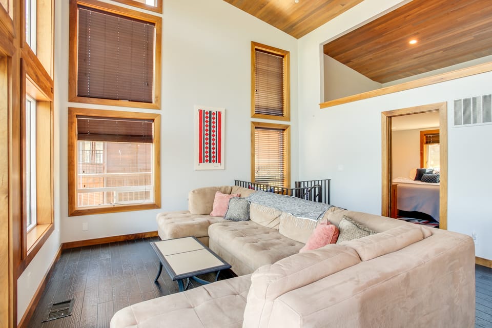 Beautiful Lake Coeur d'Alene Retreat: Deck & View! House in Kootenai County