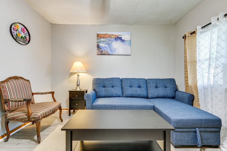 11 Mi to Niagara Falls: North Tonawanda Apartment Apartment in New York
