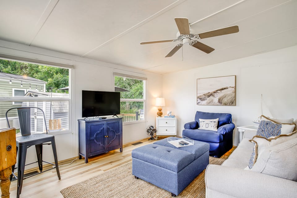 Patio, Pool Access! Coastal Ocean Pines Cottage Cottage in Ocean Pines