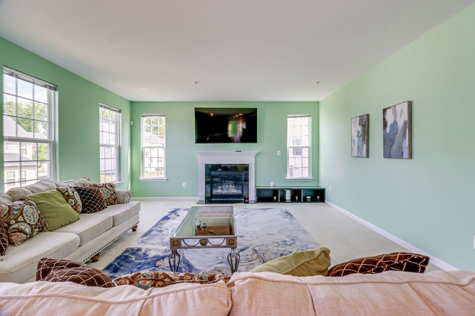 Spacious Accokeek Home Near MGM, Alexandria & DC! House in Prince Georges County