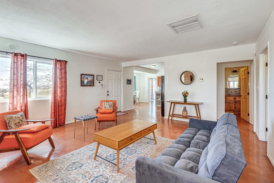 Twentynine Palms 'Harmonic House' w/ Mtn Views! House in Twentynine Palms