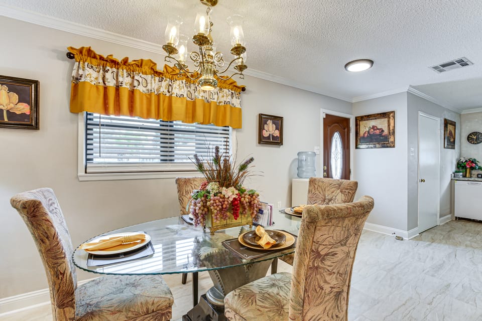 12 Mi to French Quarter! Quiet & Charming Home House in St John the Baptist Parish, LA, USA