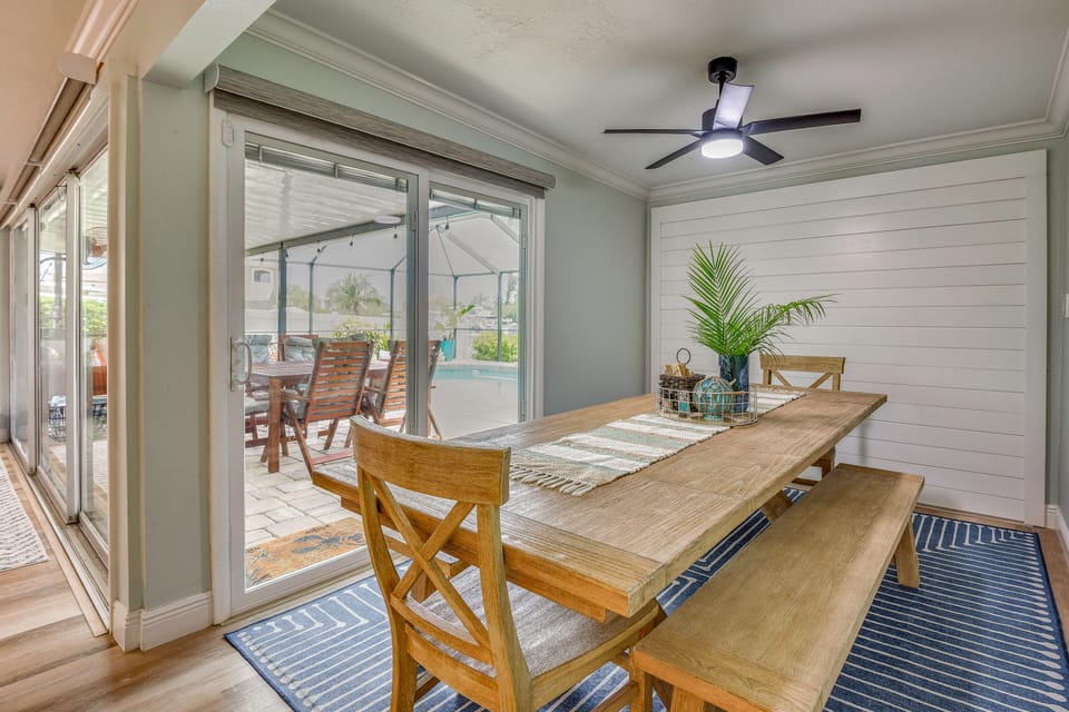 Private Fishing Dock: Waterfront Palmetto Home! House in Tampa Bay